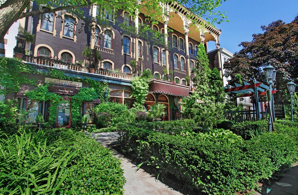 Hotel By Marriott